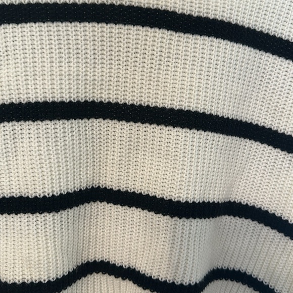 SHEIN sweater - Picture 7 of 7